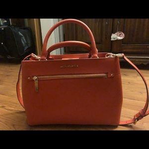 Michael Kors purse. Never used!